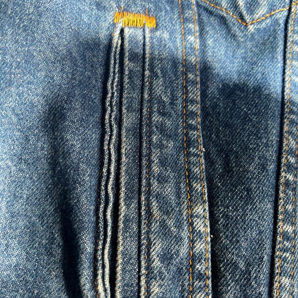 Levi's Classic Blue Denim Vest - Picture 6 of 7